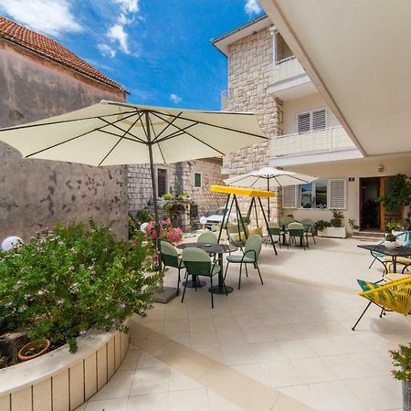 Apartmani Ujdur Градац Экстерьер фото