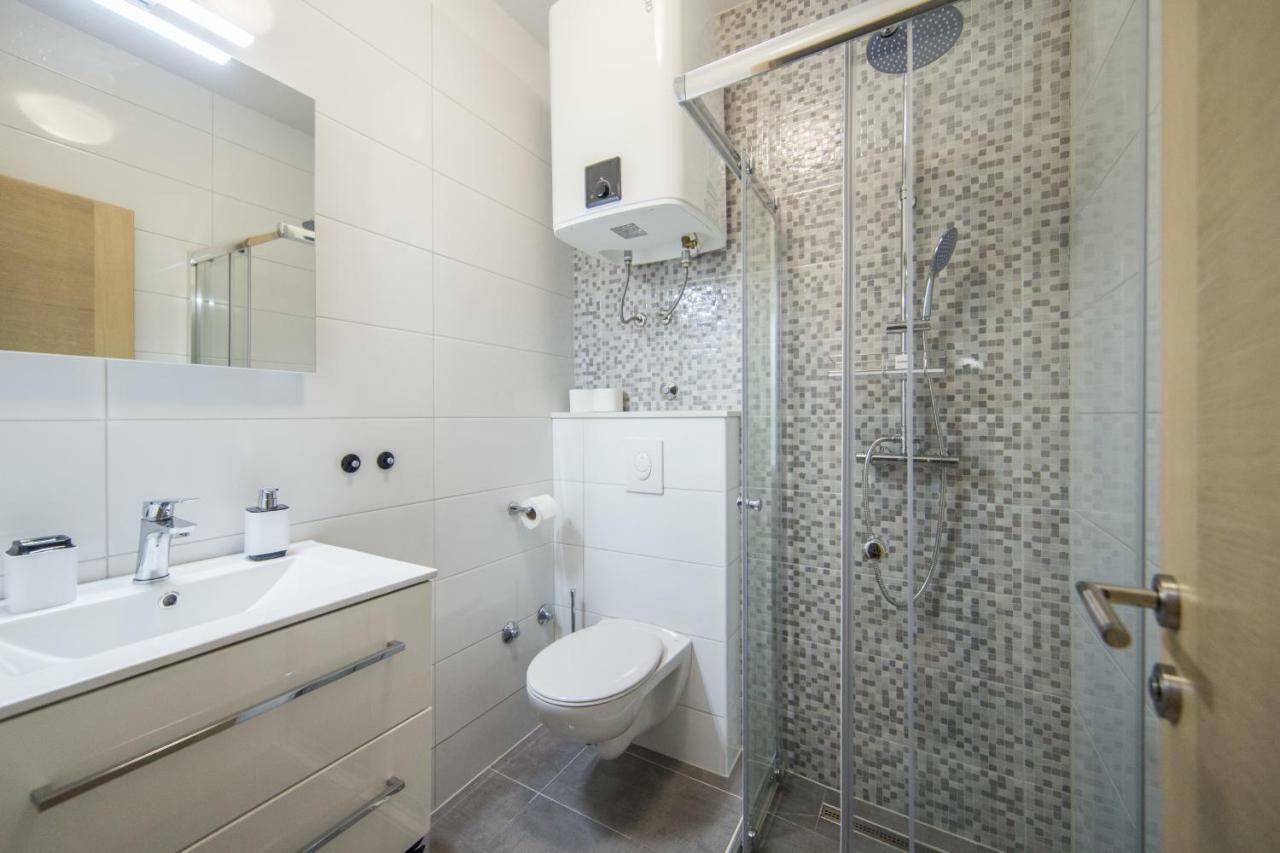 Apartmani Ujdur Градац Экстерьер фото
